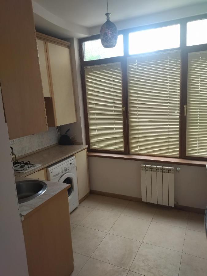 Abovyan 36 Apt & Tour Jereván Kültér fotó